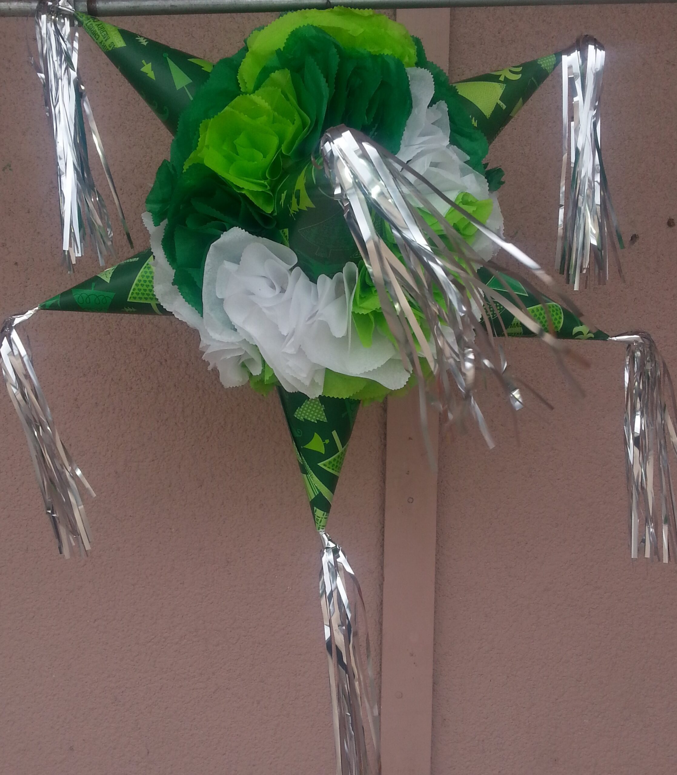 traditional star pinata greens/white (sm) X-mas 001-30 – Party