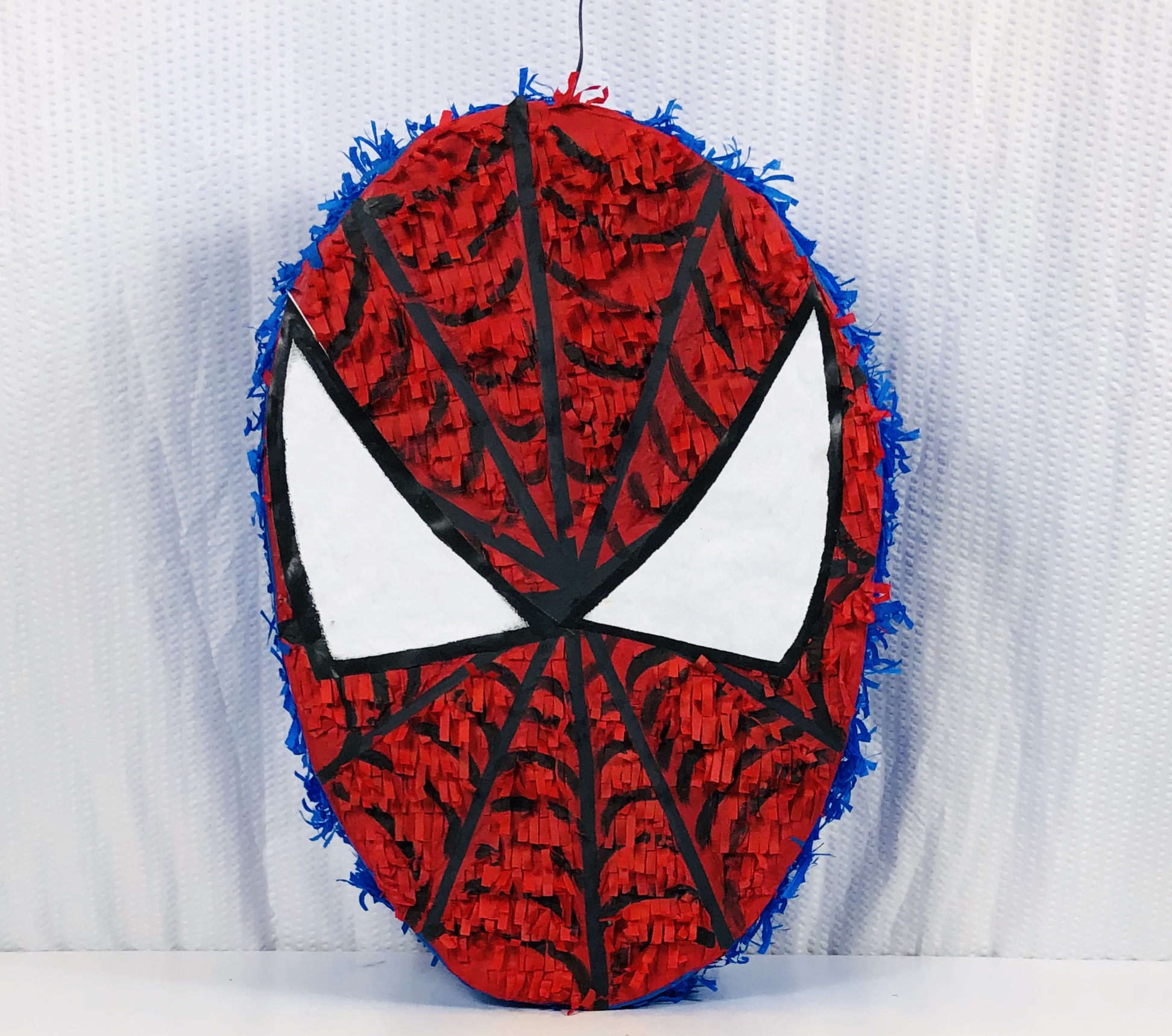 Piñata Spiderman  Piñatas de spiderman, Spiderman, Piñata